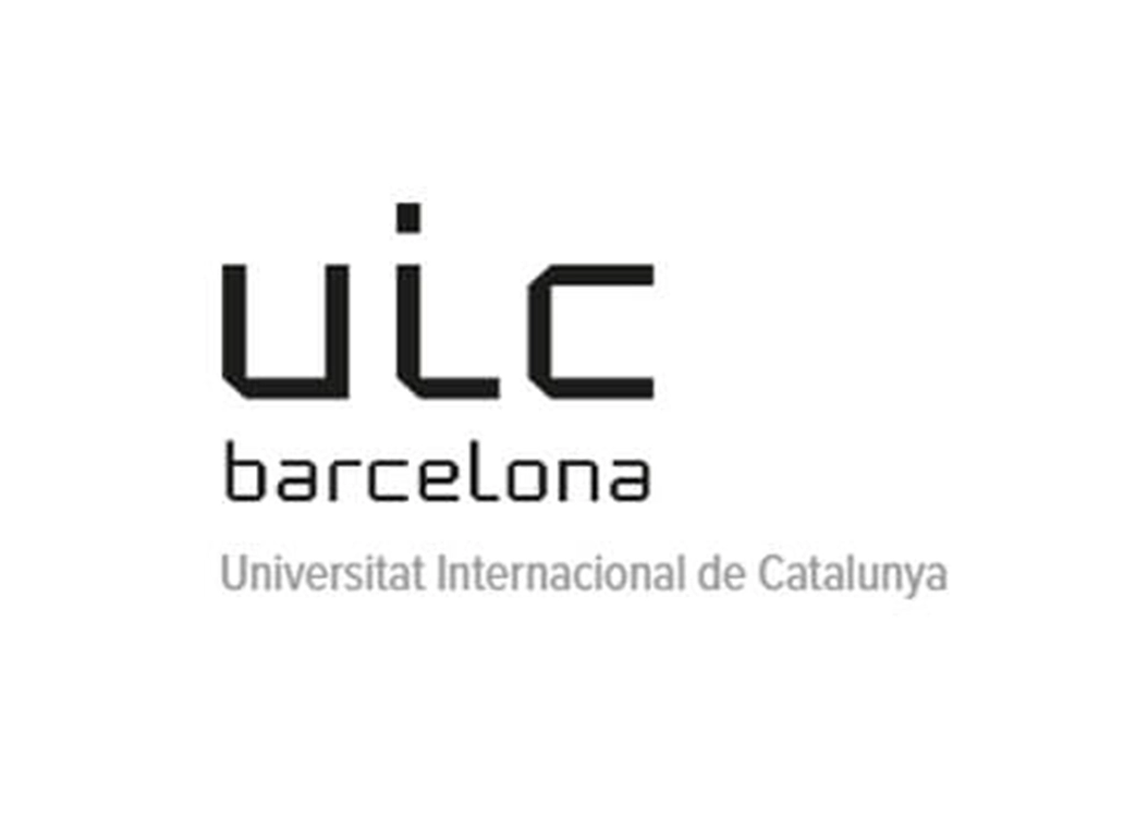 Dentystka Urszula Leonczak jest absolwentką Uniwersytetu Katalonii w Barcelonie