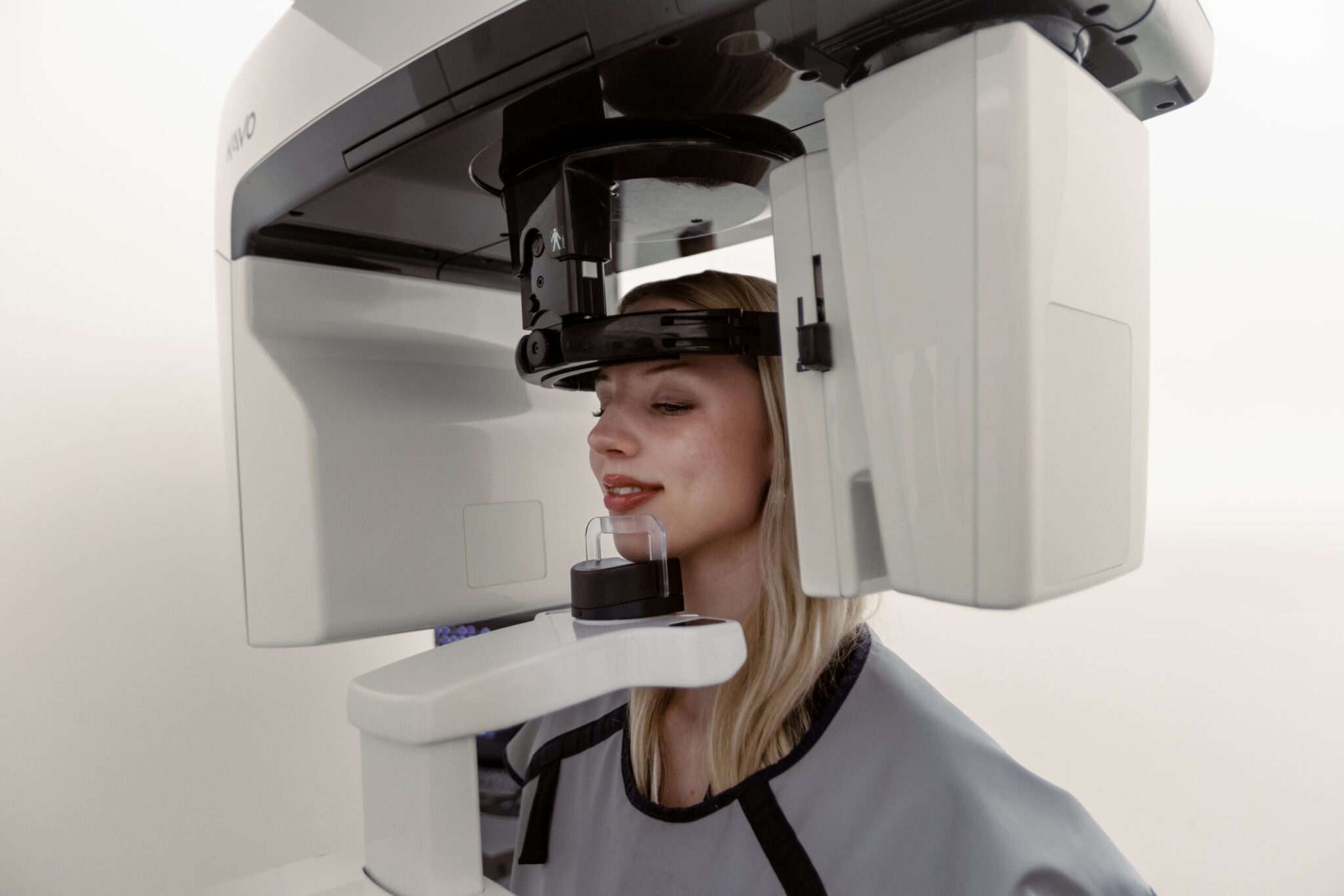 Jak uratowano nieudane leczenie kanałowe przy pomocy mikroskopu w Warsaw Dental Center
